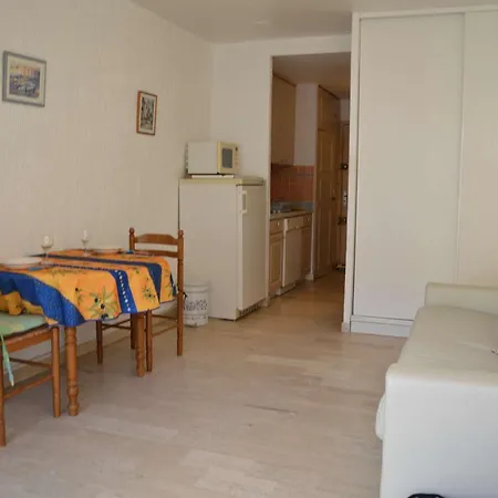 Apartment Sm040-025 Maxime - Lumineux Vue 30 M De La Sainte-Maxime