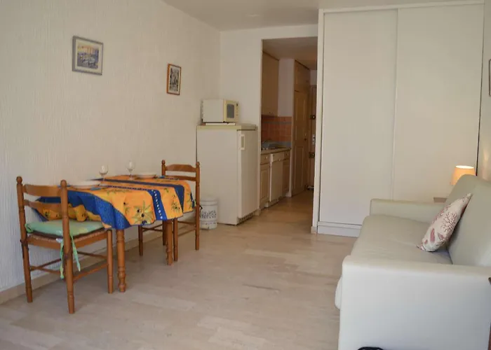 Apartment Sm040-025 Maxime - Lumineux Vue 30 M De La Sainte-Maxime