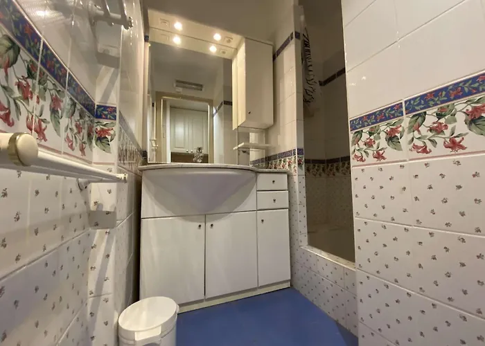 Sm040-025 Maxime - Lumineux Vue 30 M De La * Sainte-Maxime